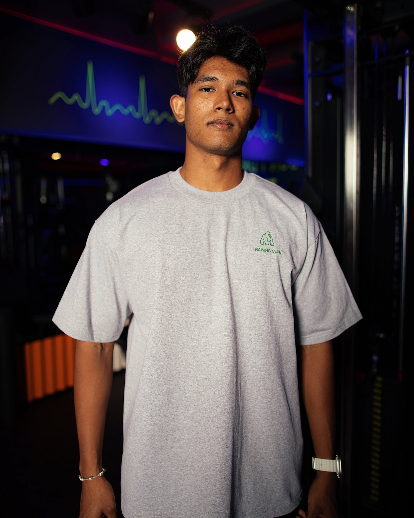 TRAINING CLUB OVERSIZED T-SHIRT - GREY