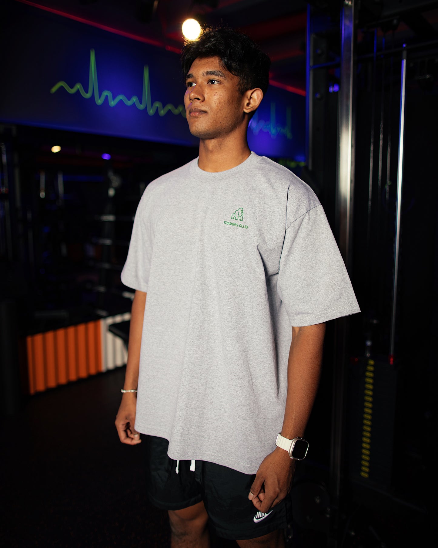 TRAINING CLUB OVERSIZED T-SHIRT - GREY